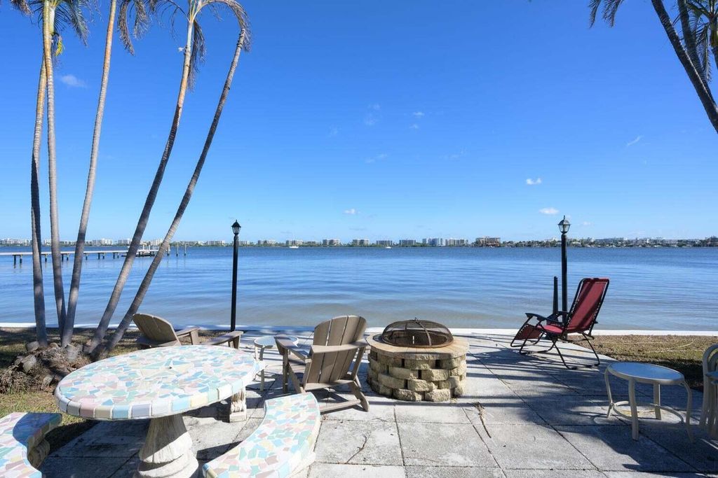 Photo of 1430 S Lakeside Drive #22, Lake Worth Beach, FL 33460 (MLS # R11093200)