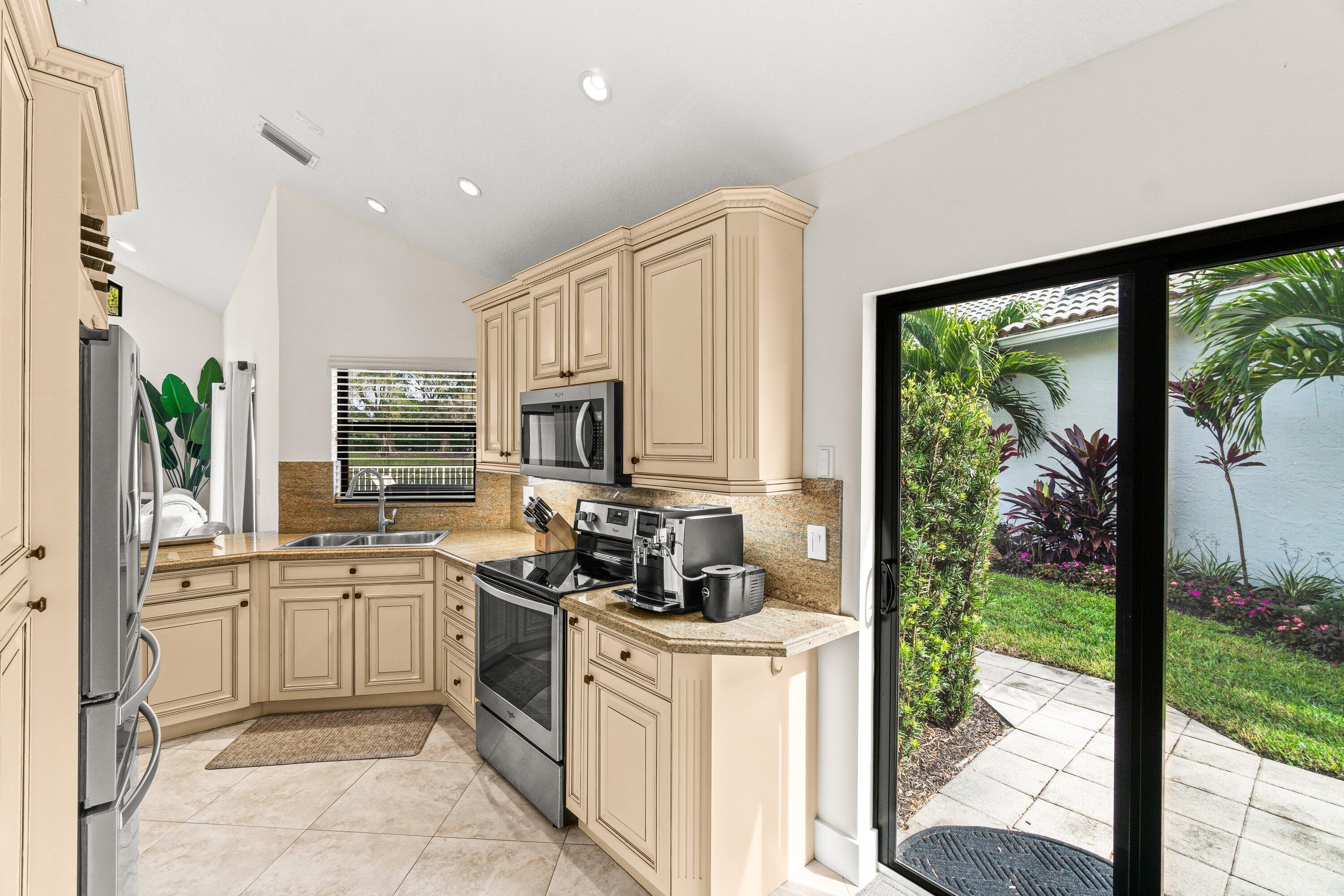 VILLE DE CAPRI / POLO CLUB - Residential