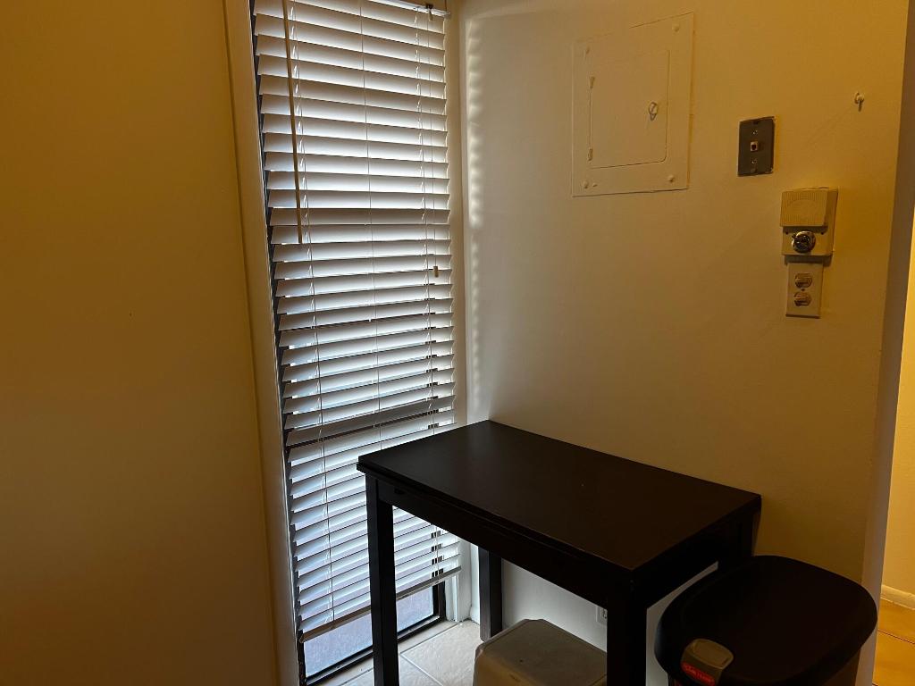 BRAVURA II CONDO - Residential