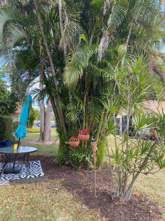 RAINBERRY BAY - Residential