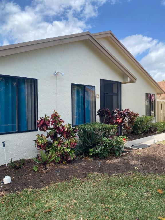 RAINBERRY BAY - Residential