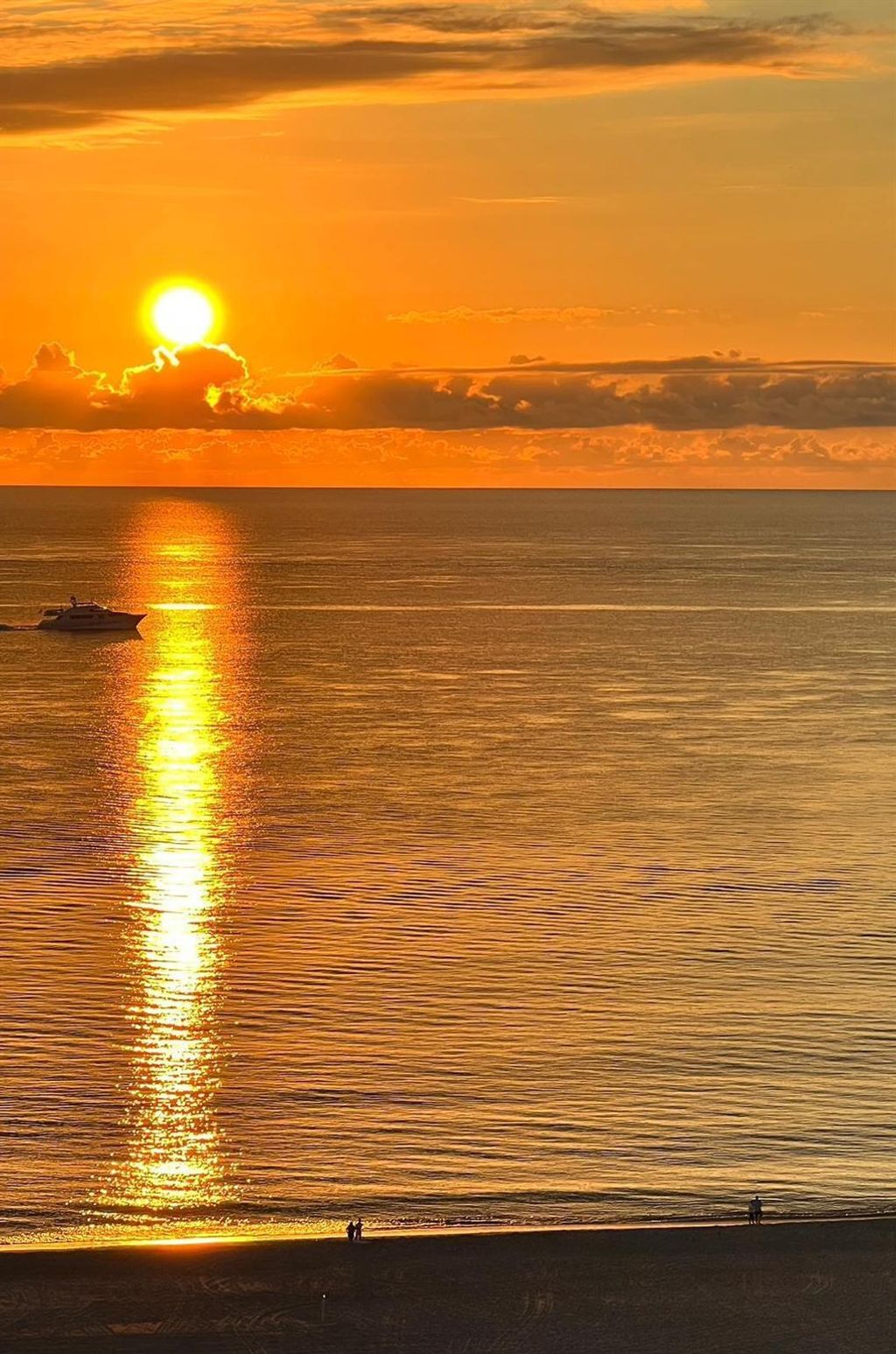 Photo of 5420 N Ocean 604 Drive #604, Riviera Beach, FL 33404 (MLS # R11082580)