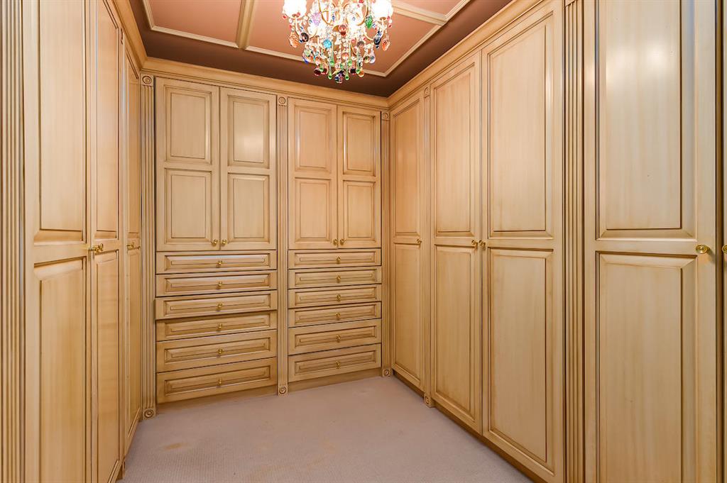 PHIPPS ESTATES - Residential