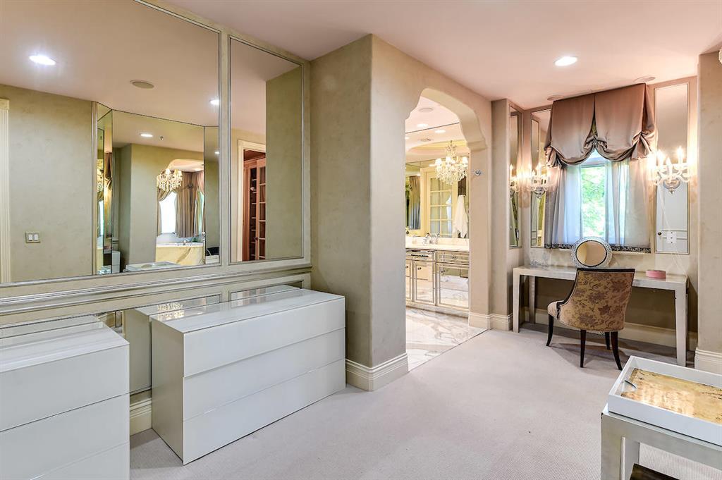 PHIPPS ESTATES - Residential