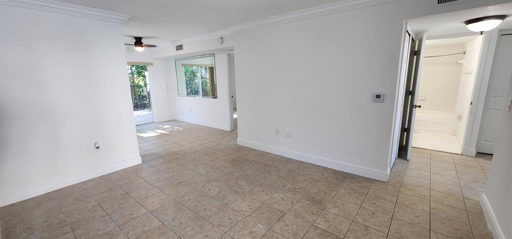 VENETIA GARDENS SOUTH CON - Residential Lease