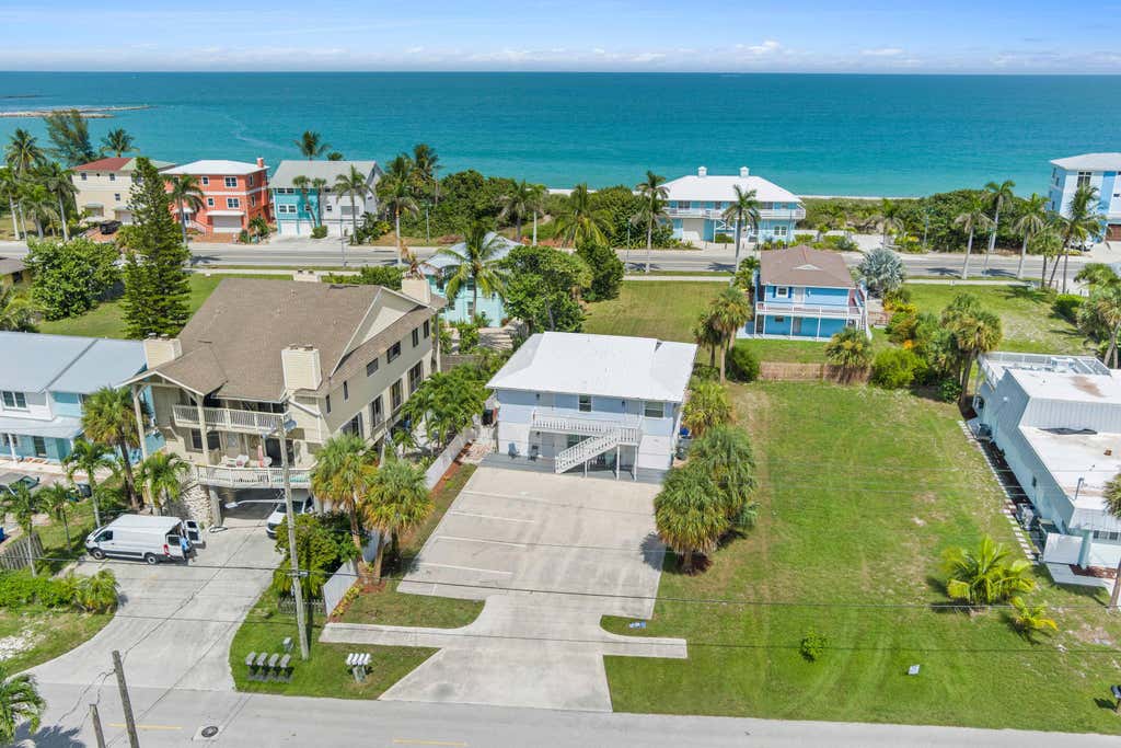Photo of 336 Hernando Street #Unit D, Fort Pierce, FL 34949 (MLS # B26053217)