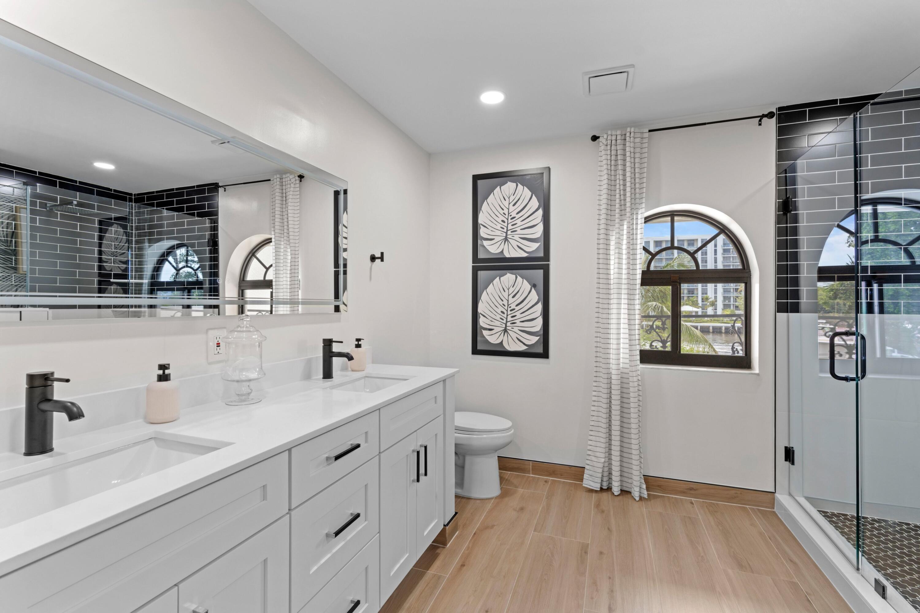 OCEAN RIDGE YACHT CLUB - Residential