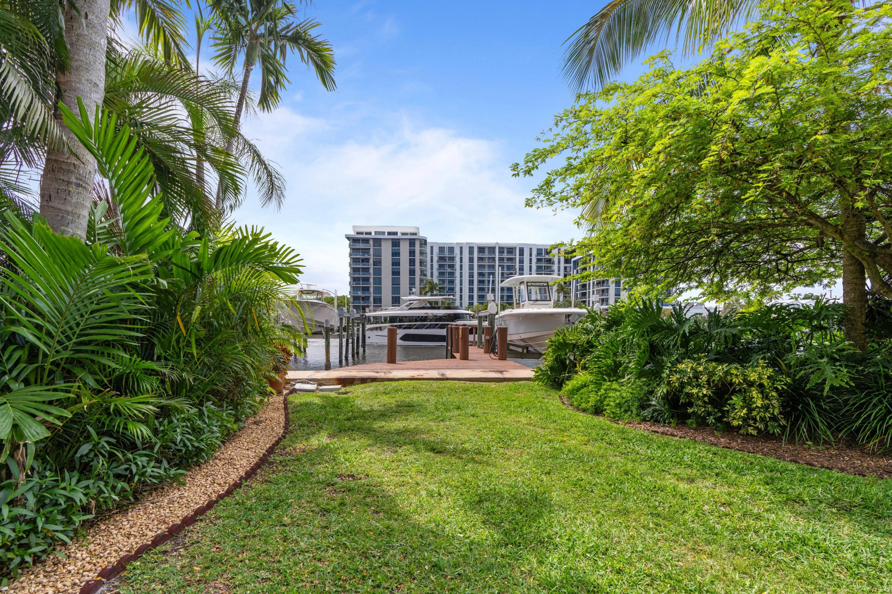 OCEAN RIDGE YACHT CLUB - Residential
