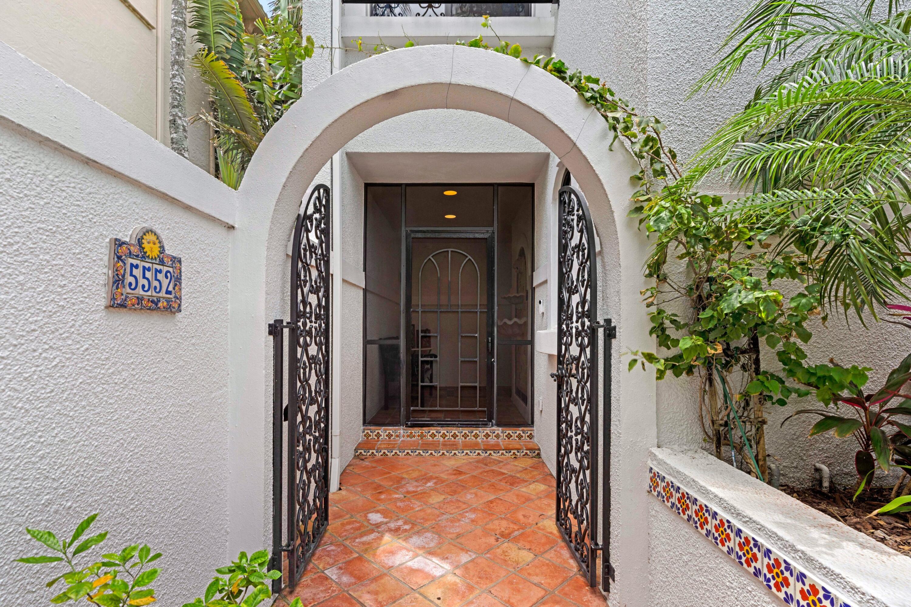 OCEAN RIDGE YACHT CLUB - Residential