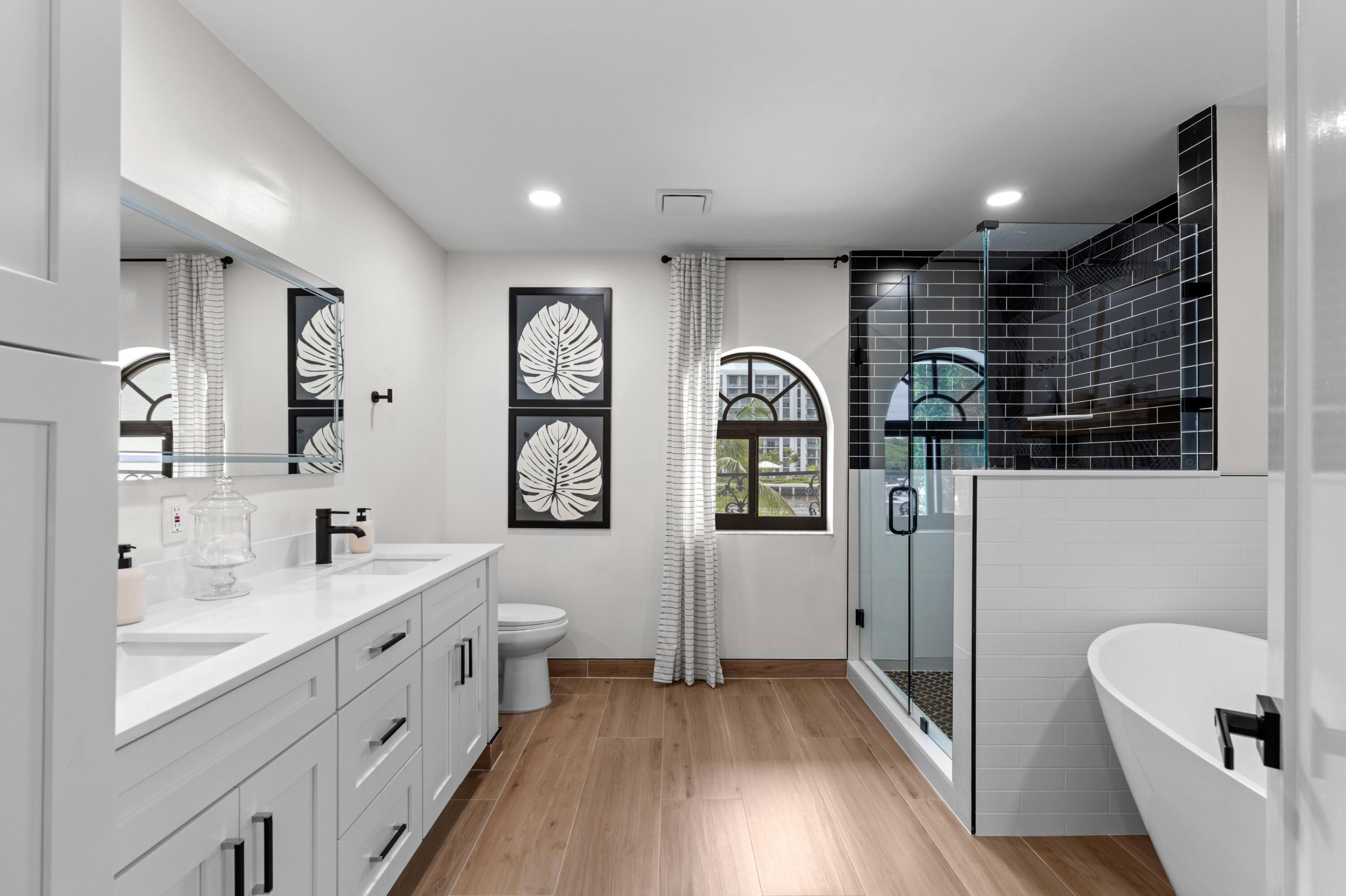OCEAN RIDGE YACHT CLUB - Residential