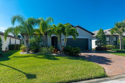 788 SE Villandry Way Port St Lucie FL 34984