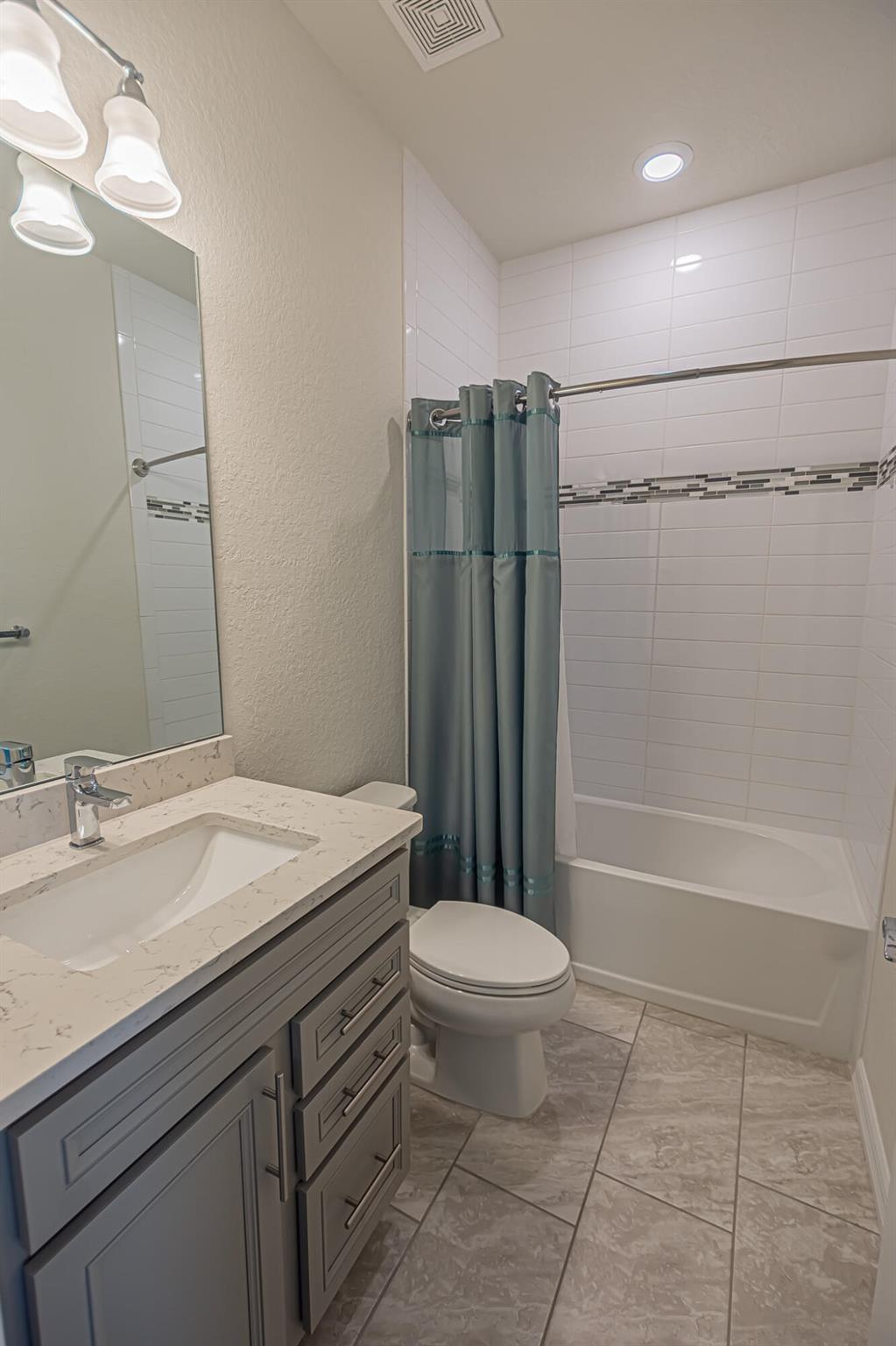 VERANDA GARDENS - Residential