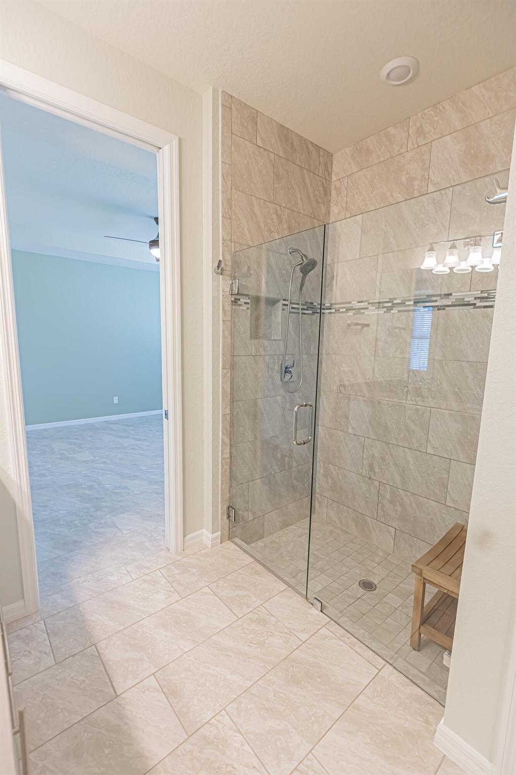 VERANDA GARDENS - Residential