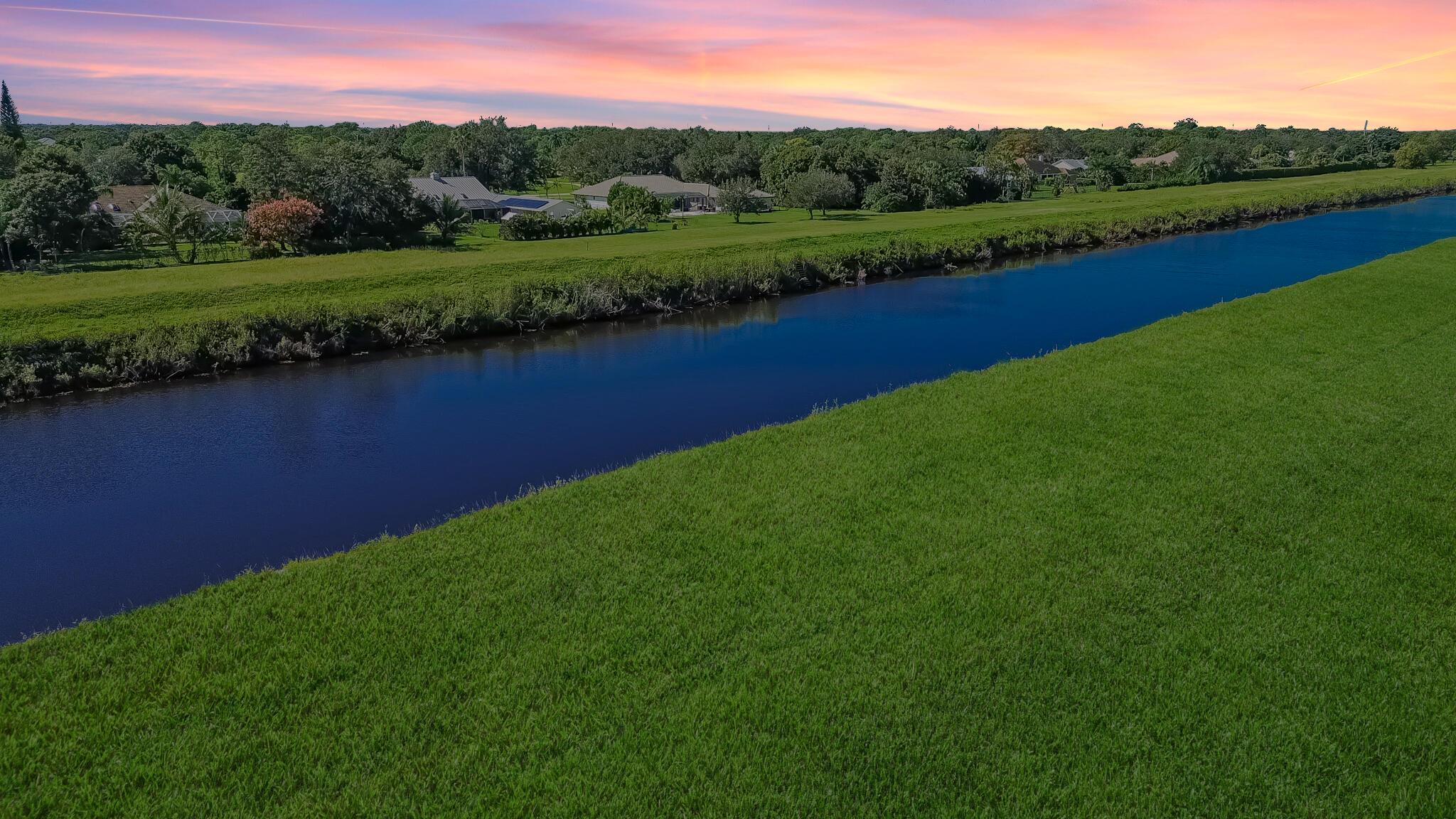 788 SE Villandry Way