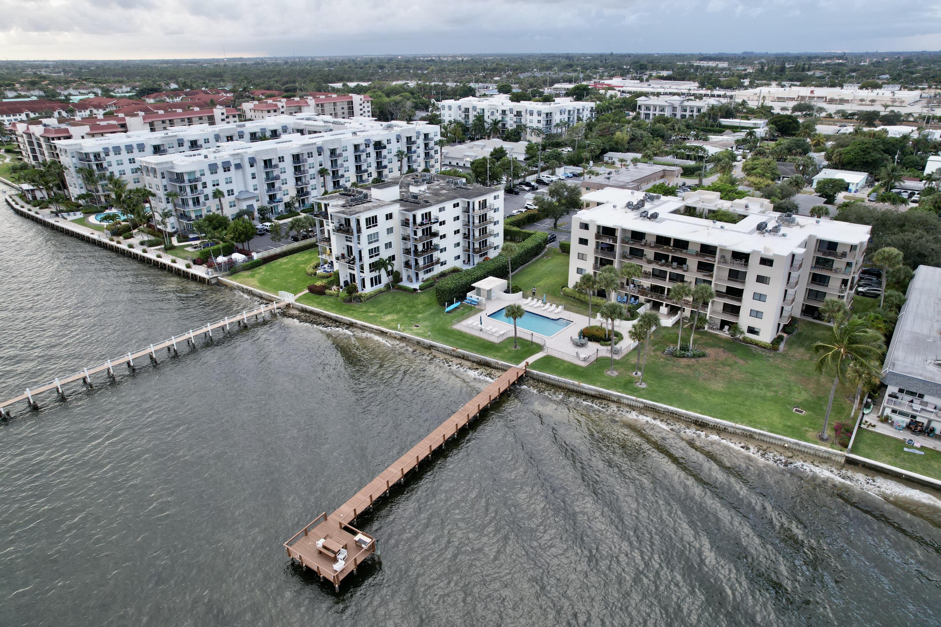 SUNRISE TERRACE CONDO - Residential