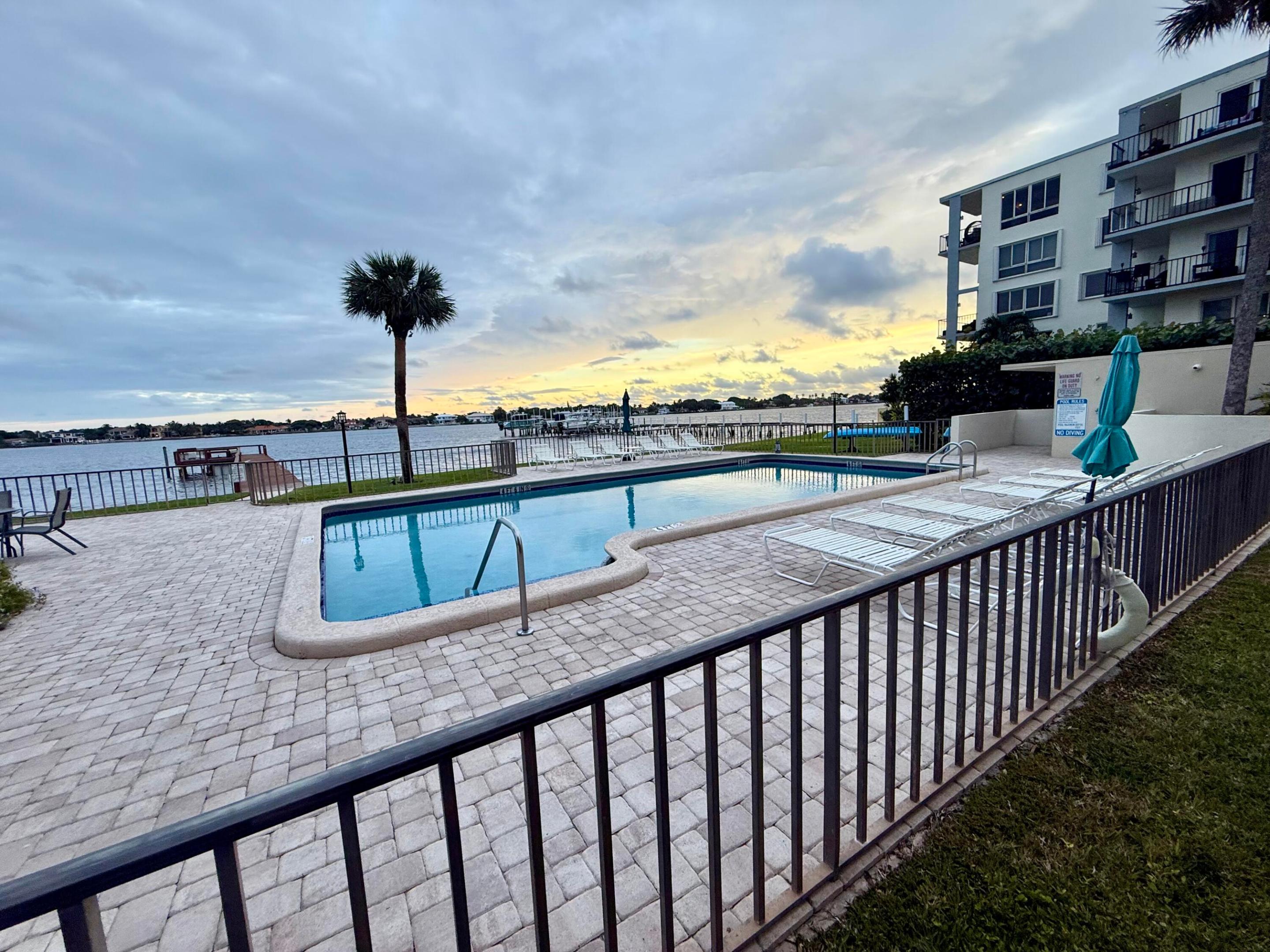 SUNRISE TERRACE CONDO - Residential