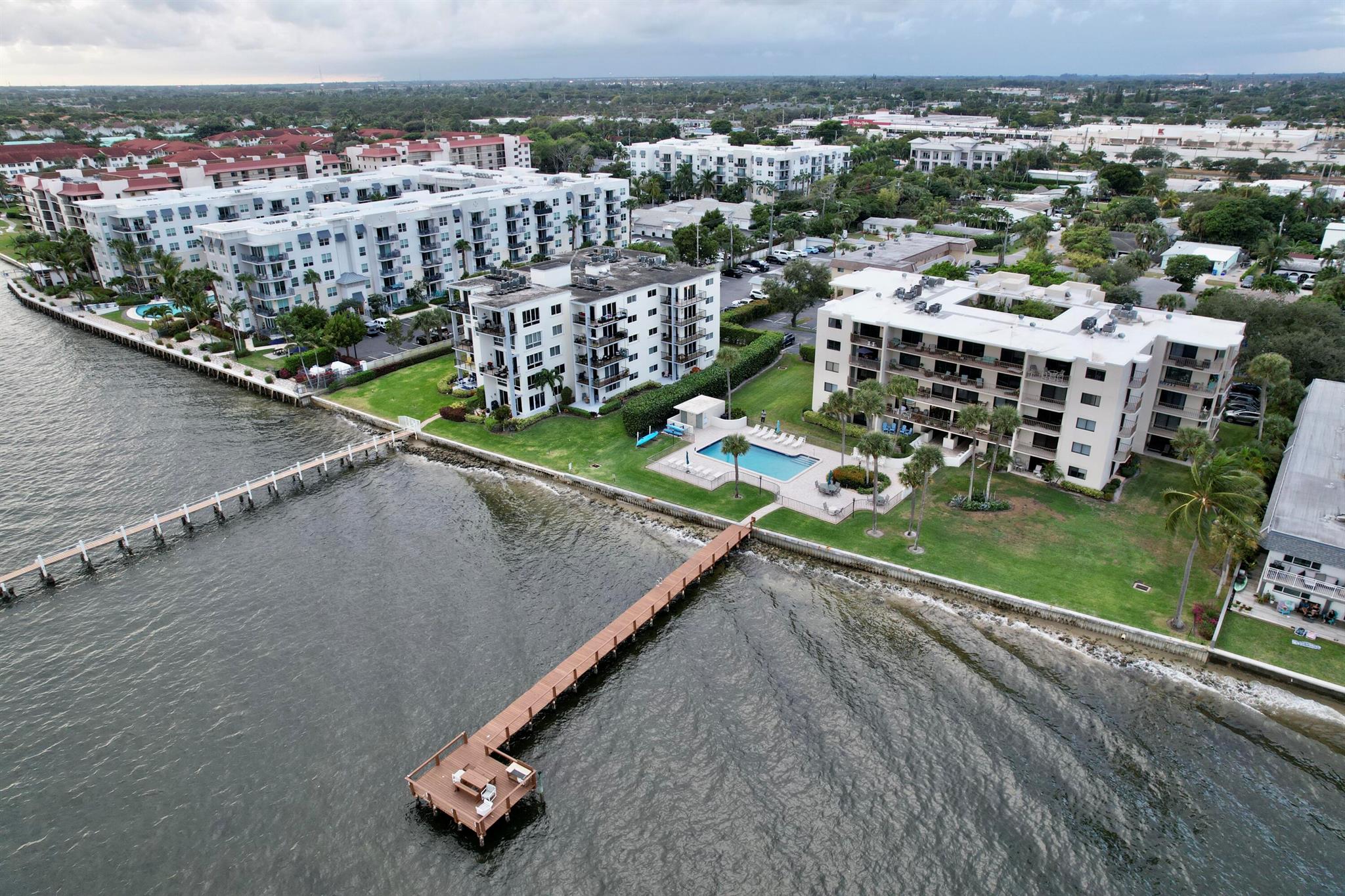 SUNRISE TERRACE CONDO - Residential