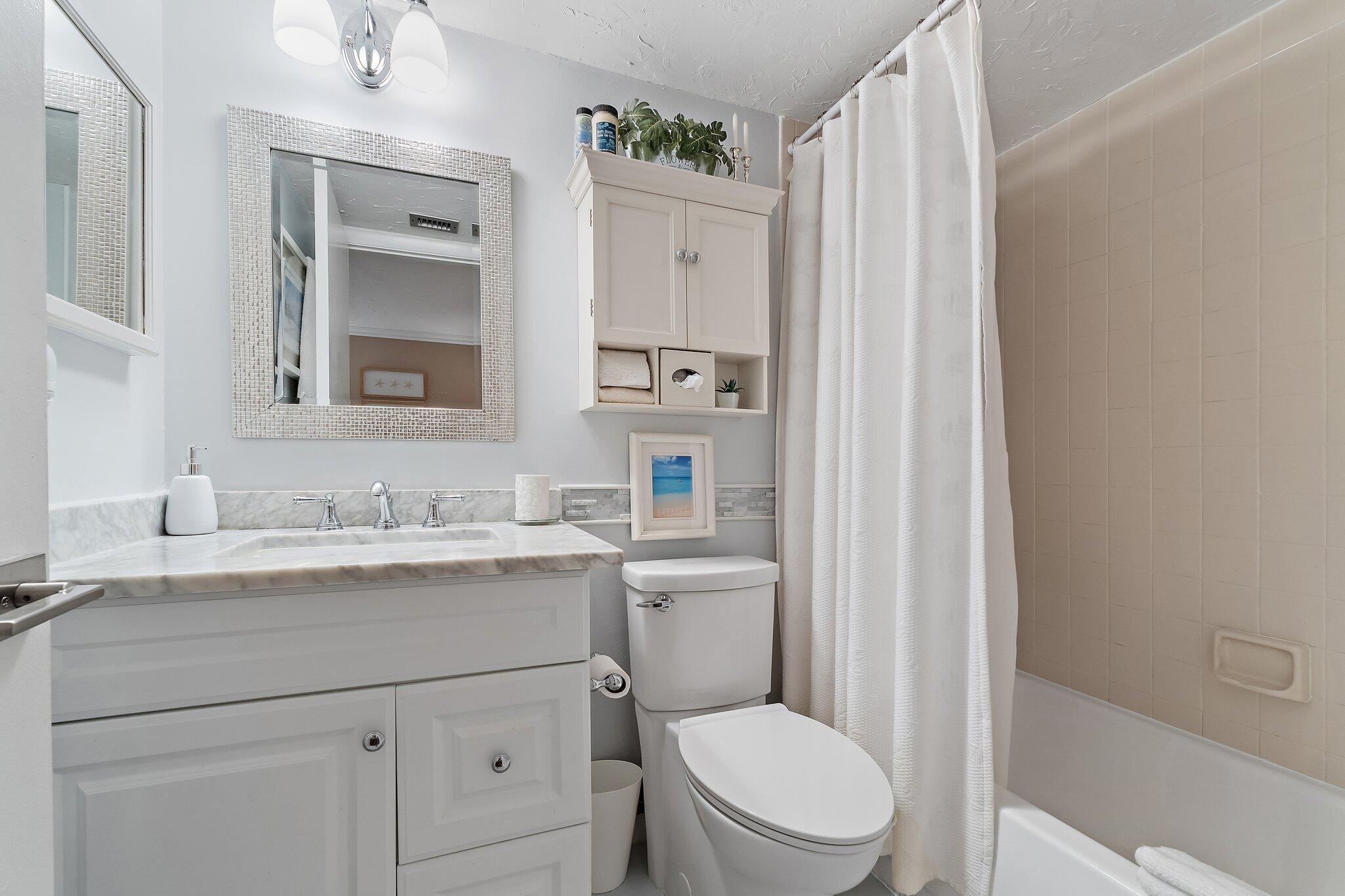 SEA RISE CONDO - Residential Lease