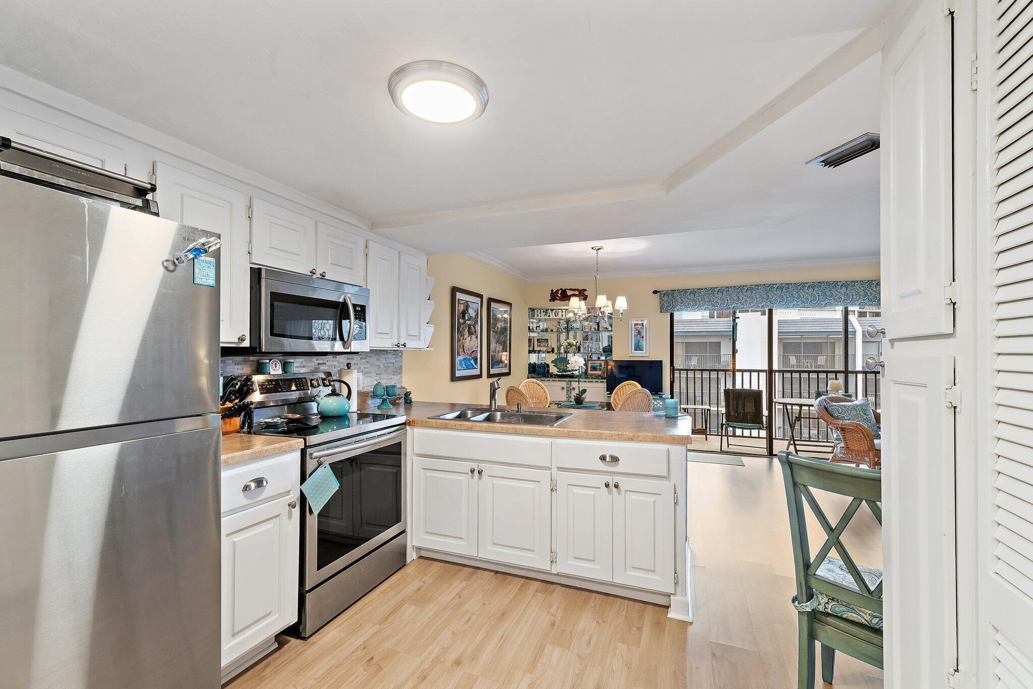 SEA RISE CONDO - Residential Lease
