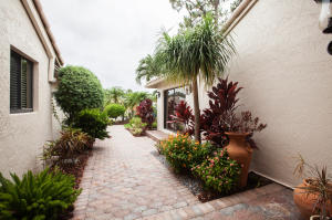 WOODS AT HUNTERS RUN CONDO - Residential