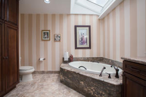 WOODS AT HUNTERS RUN CONDO - Residential