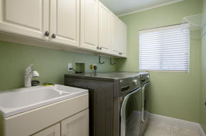 WOODS AT HUNTERS RUN CONDO - Residential