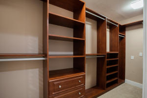 WOODS AT HUNTERS RUN CONDO - Residential