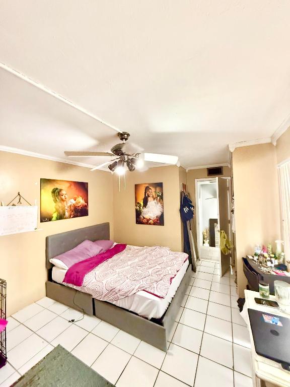 SPRINGDALE HOMES - Residential