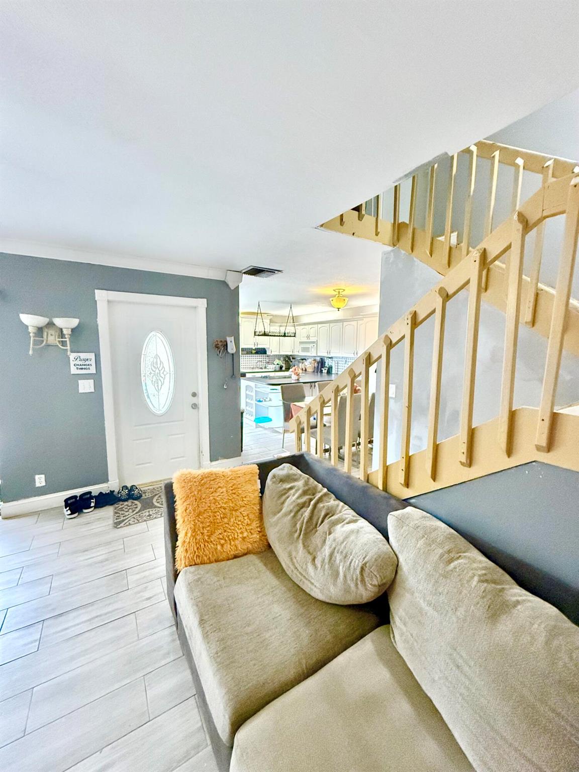 SPRINGDALE HOMES - Residential