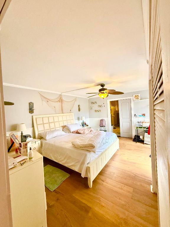 SPRINGDALE HOMES - Residential