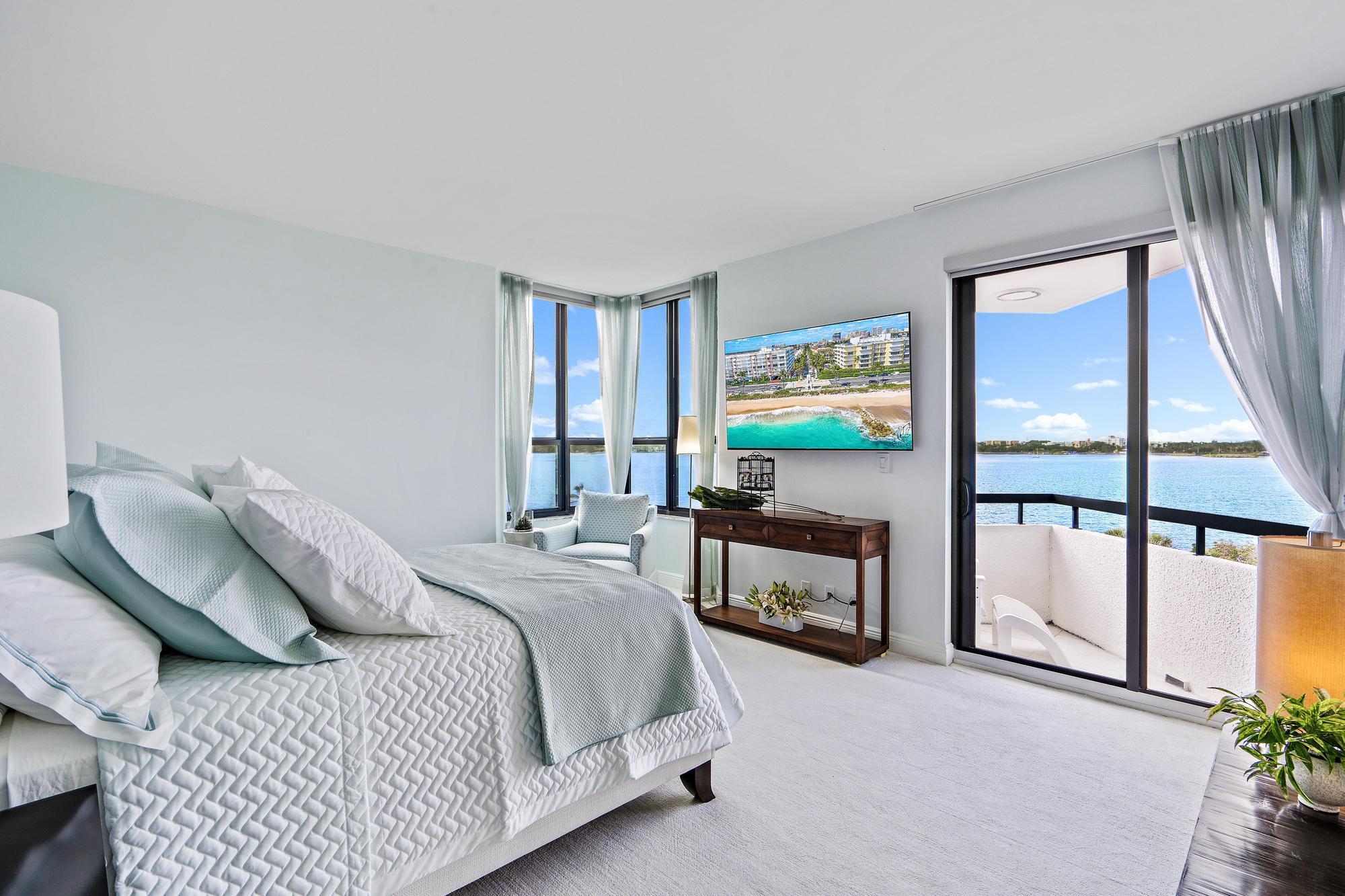 THIRTY ONE TWENTY CONDO - Residential