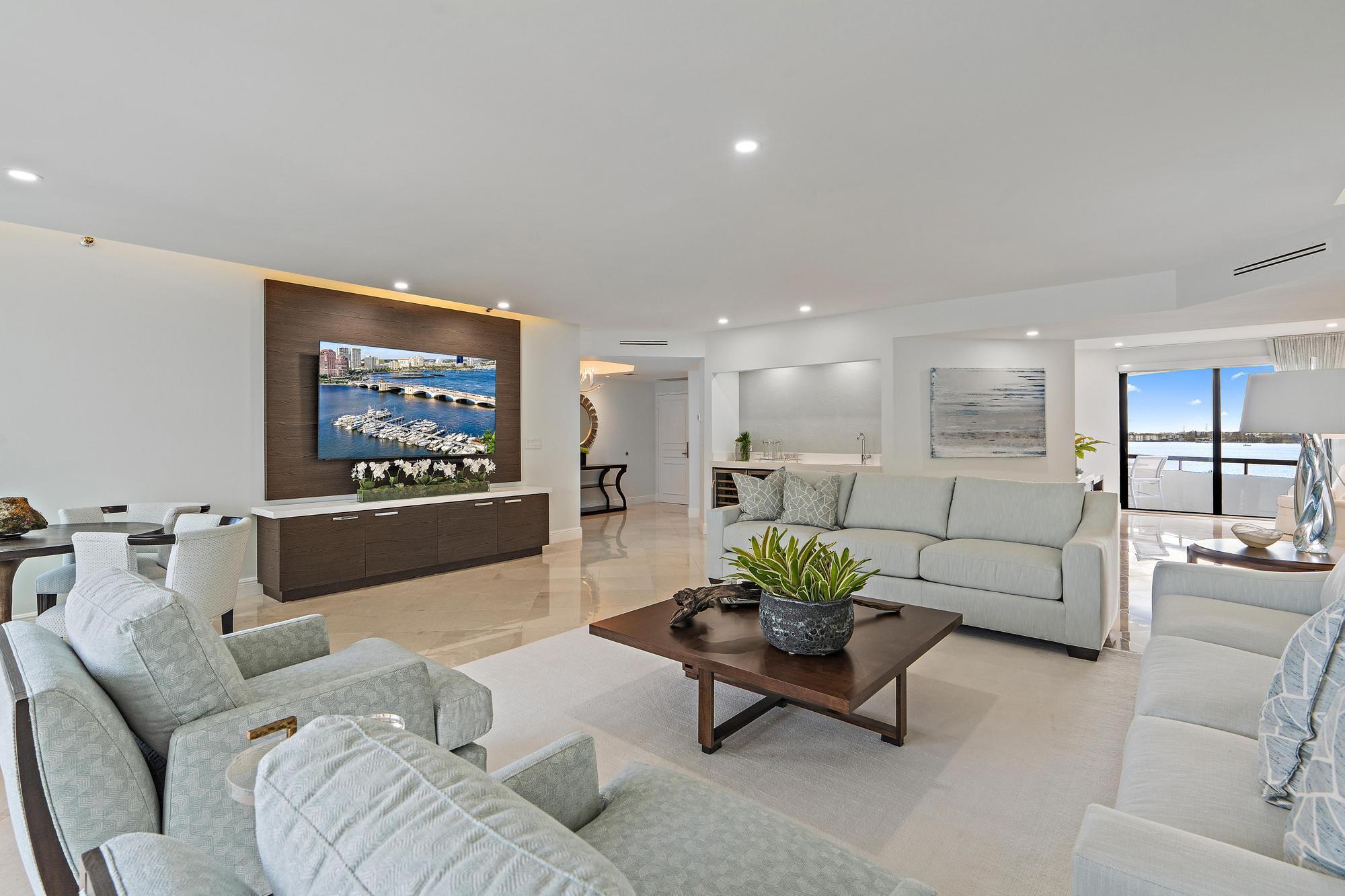 THIRTY ONE TWENTY CONDO - Residential