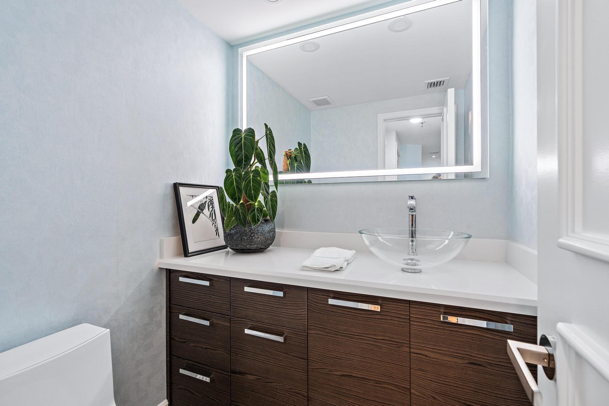 THIRTY ONE TWENTY CONDO - Residential