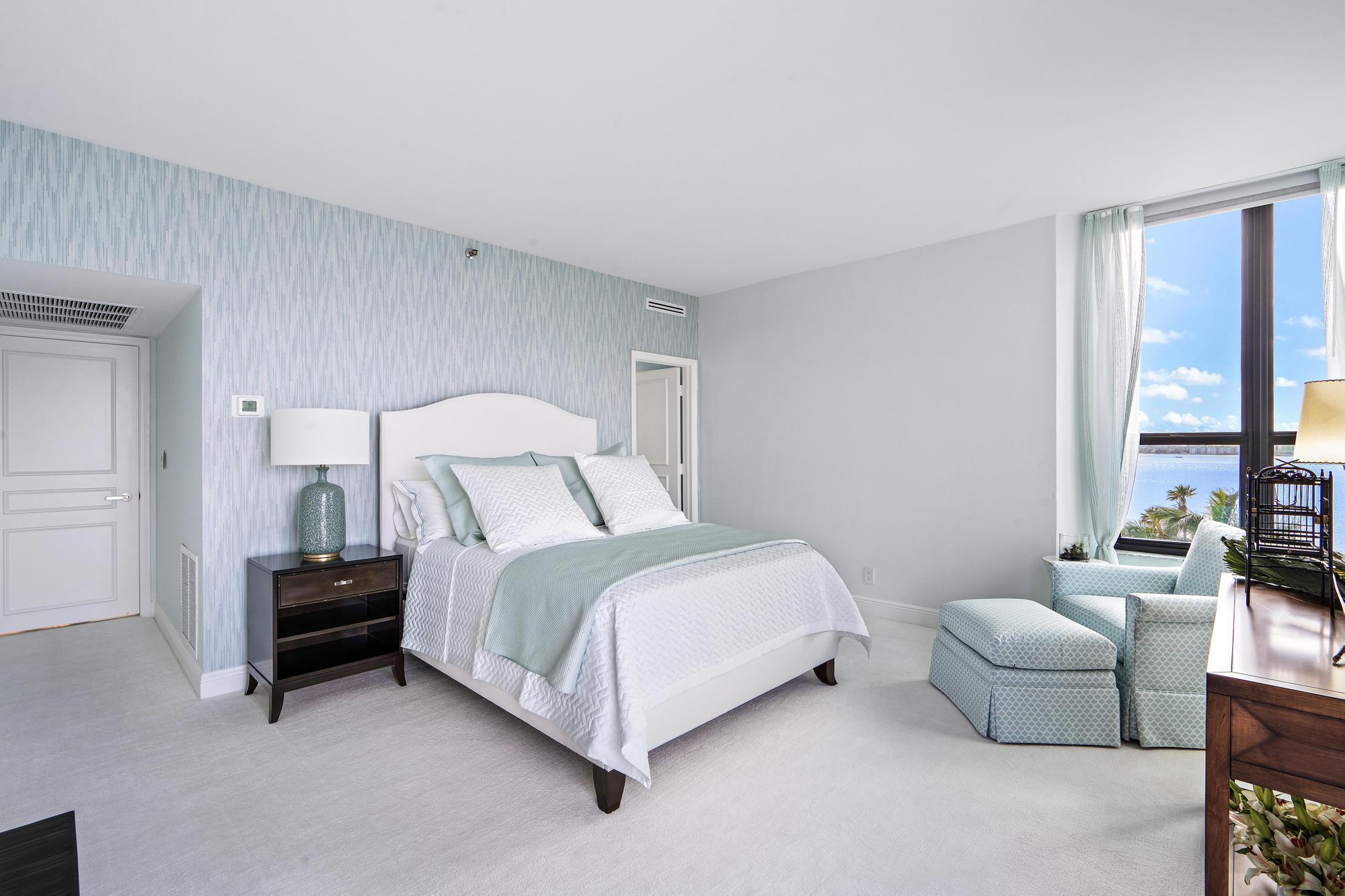 THIRTY ONE TWENTY CONDO - Residential