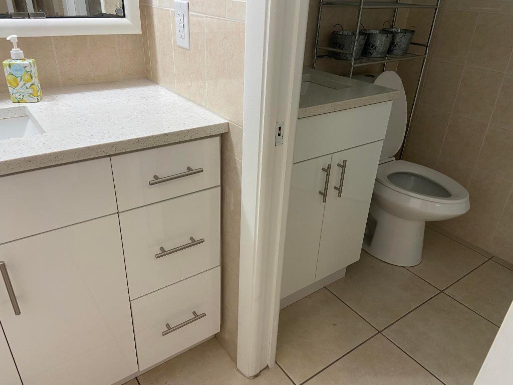 FAIRVIEW VILLAS CONDO - Residential Lease