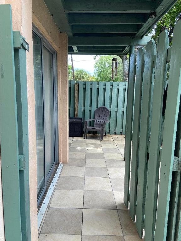 FAIRVIEW VILLAS CONDO - Residential Lease