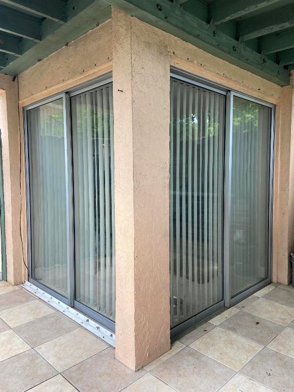 FAIRVIEW VILLAS CONDO - Residential Lease