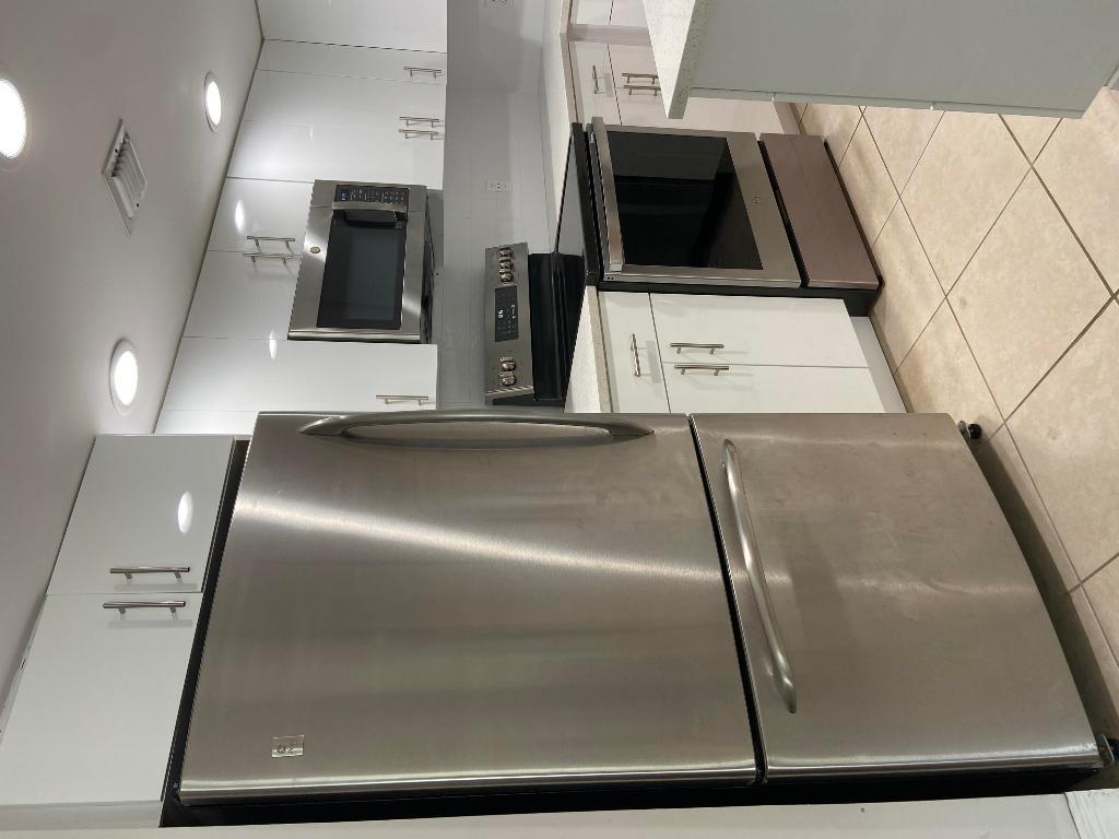 FAIRVIEW VILLAS CONDO - Residential Lease