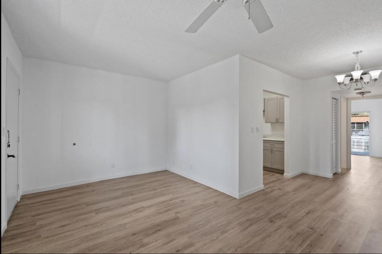 MARINER IV CONDO - Residential Lease