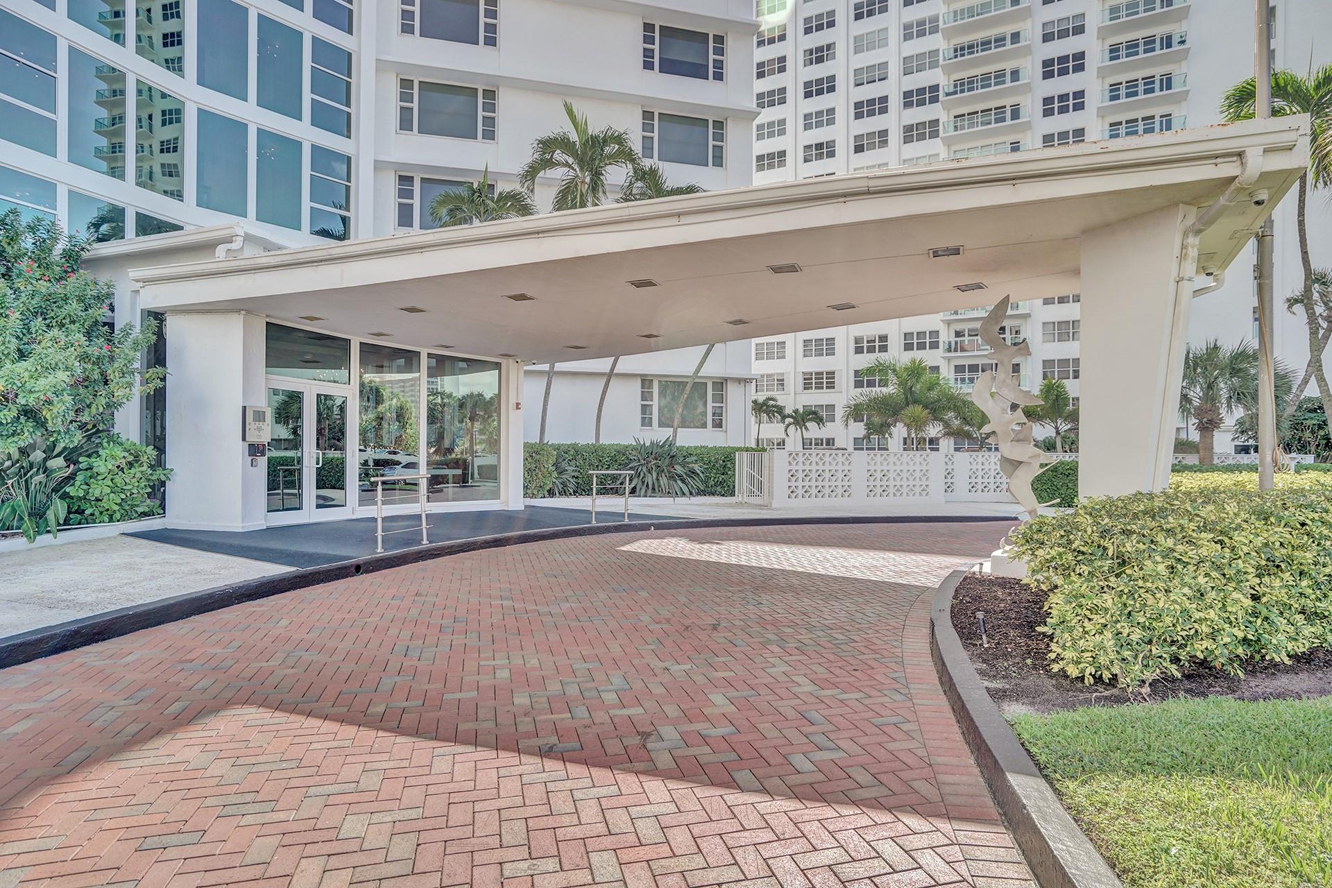 3600 Galt Ocean Dr 8E