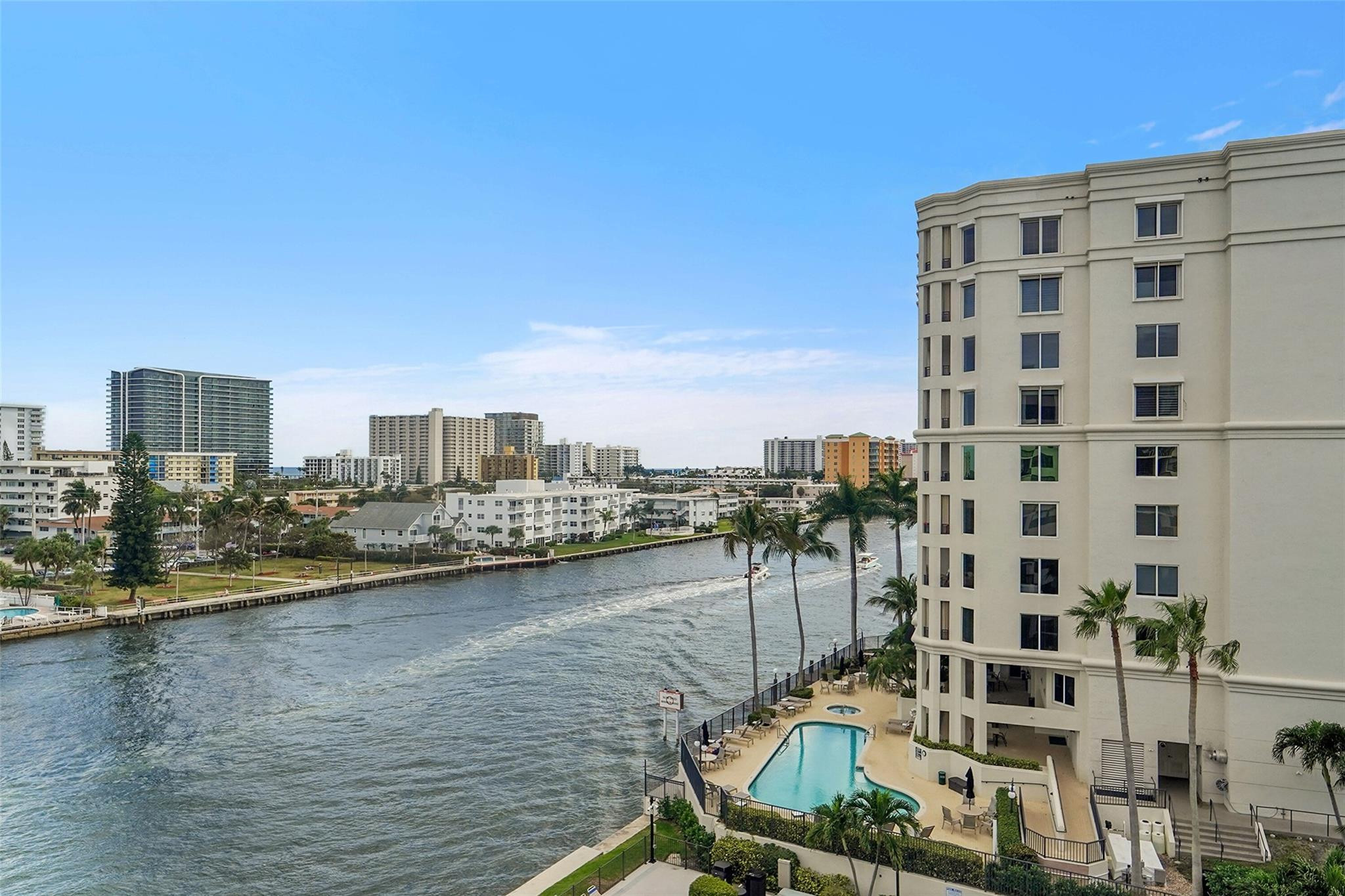 Voyager Condo - Residential