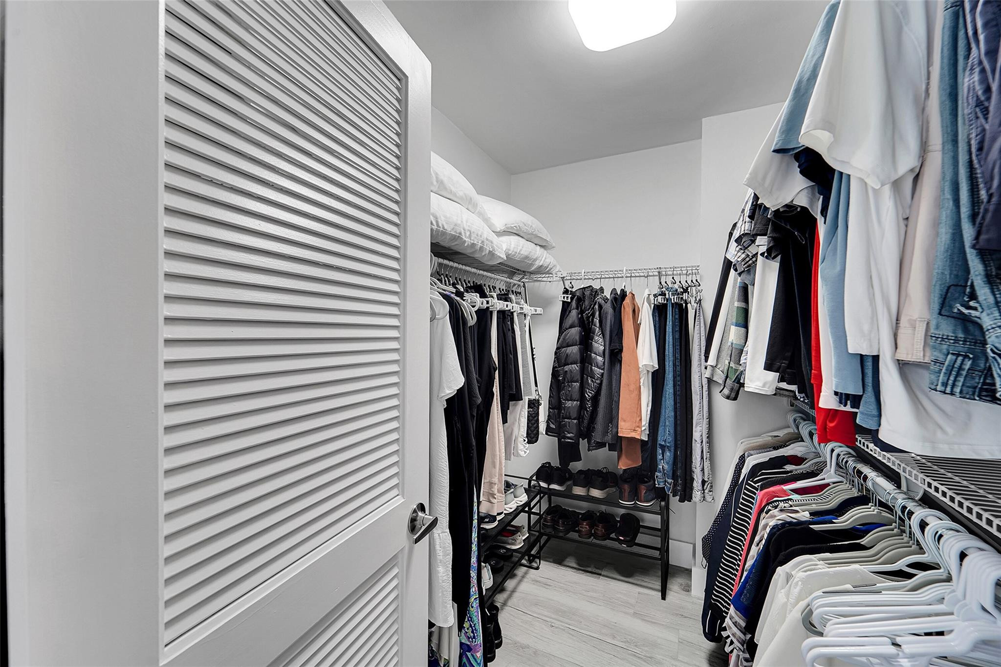 Voyager Condo - Residential