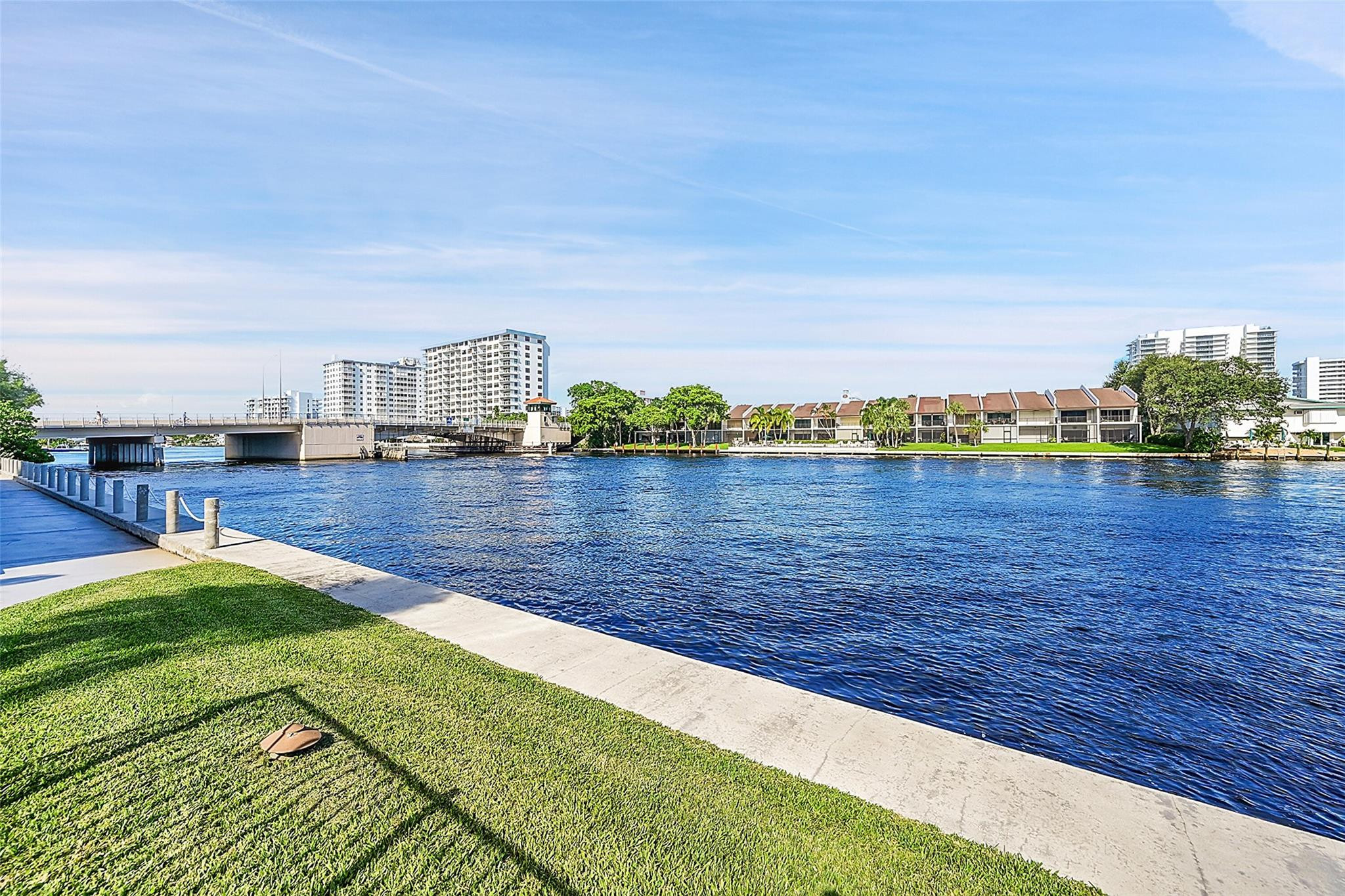 Voyager Condo - Residential