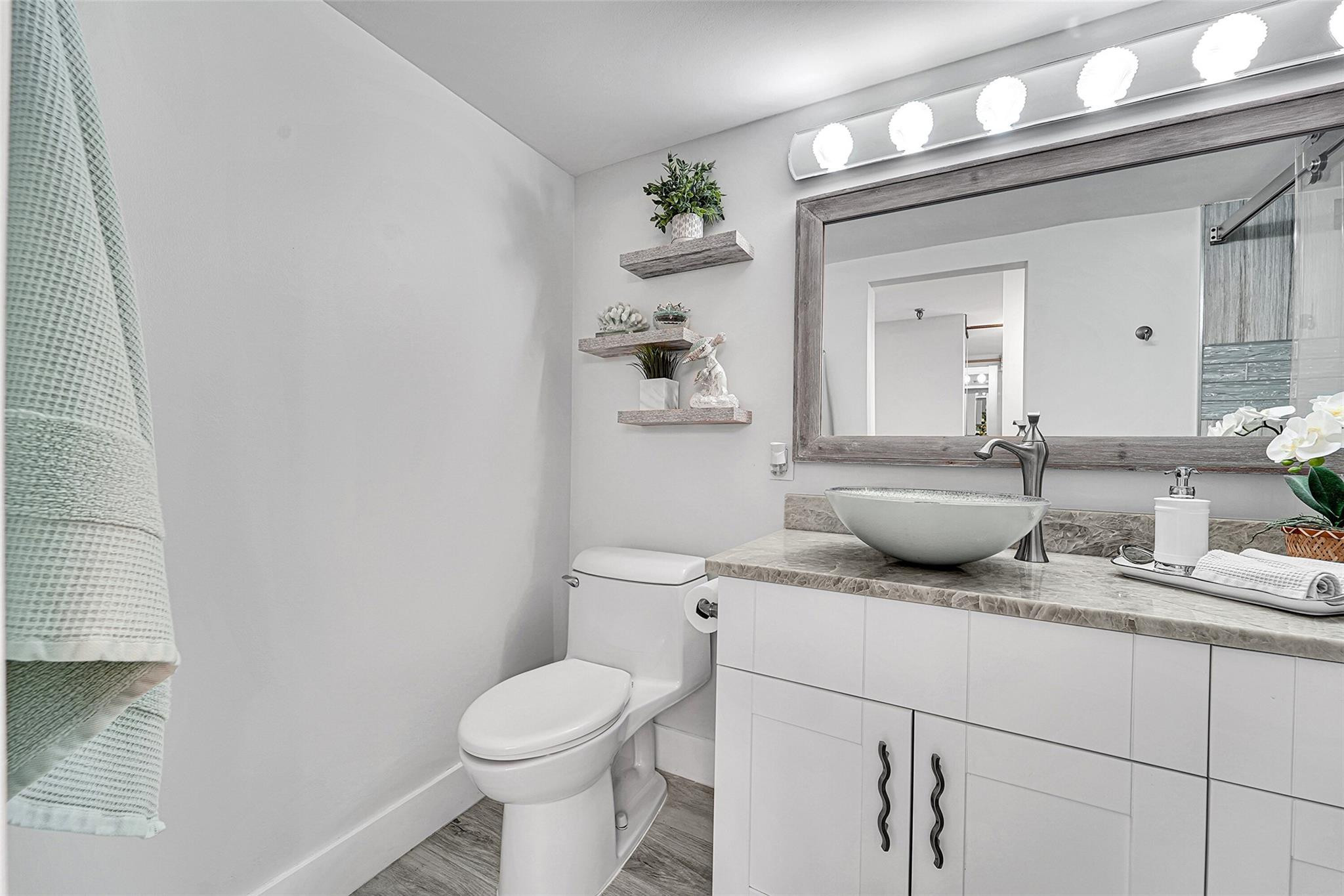 Voyager Condo - Residential