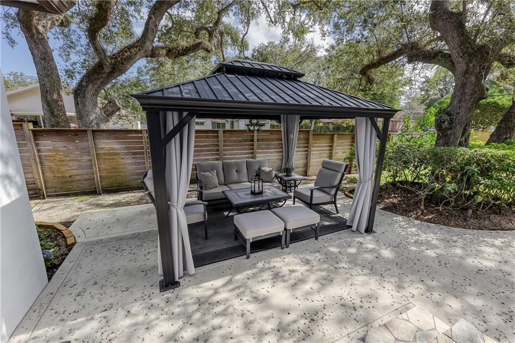 Yellowstone Park - Residential