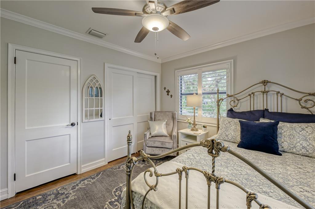 Yellowstone Park - Residential