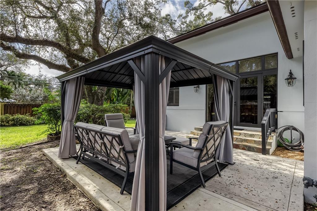 Yellowstone Park - Residential