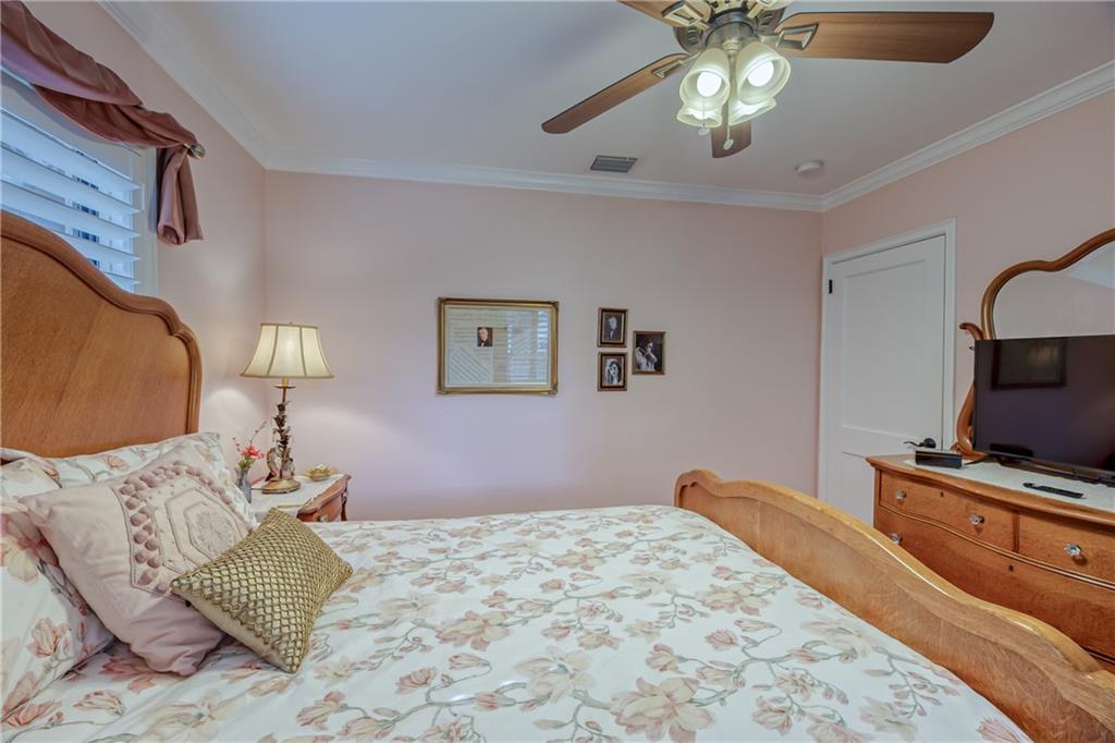 Yellowstone Park - Residential