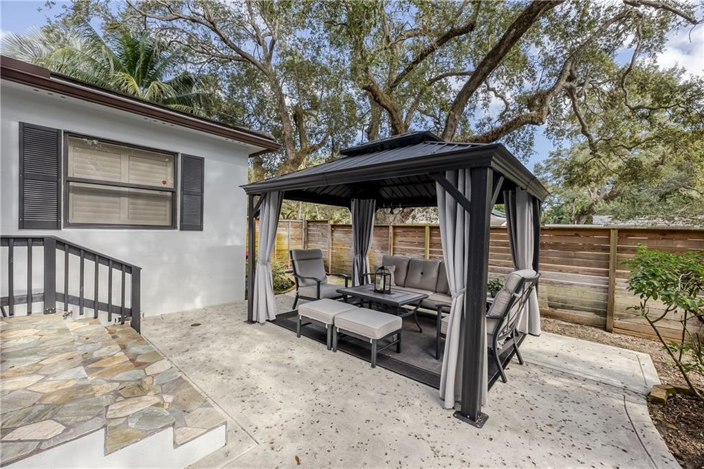 Yellowstone Park - Residential