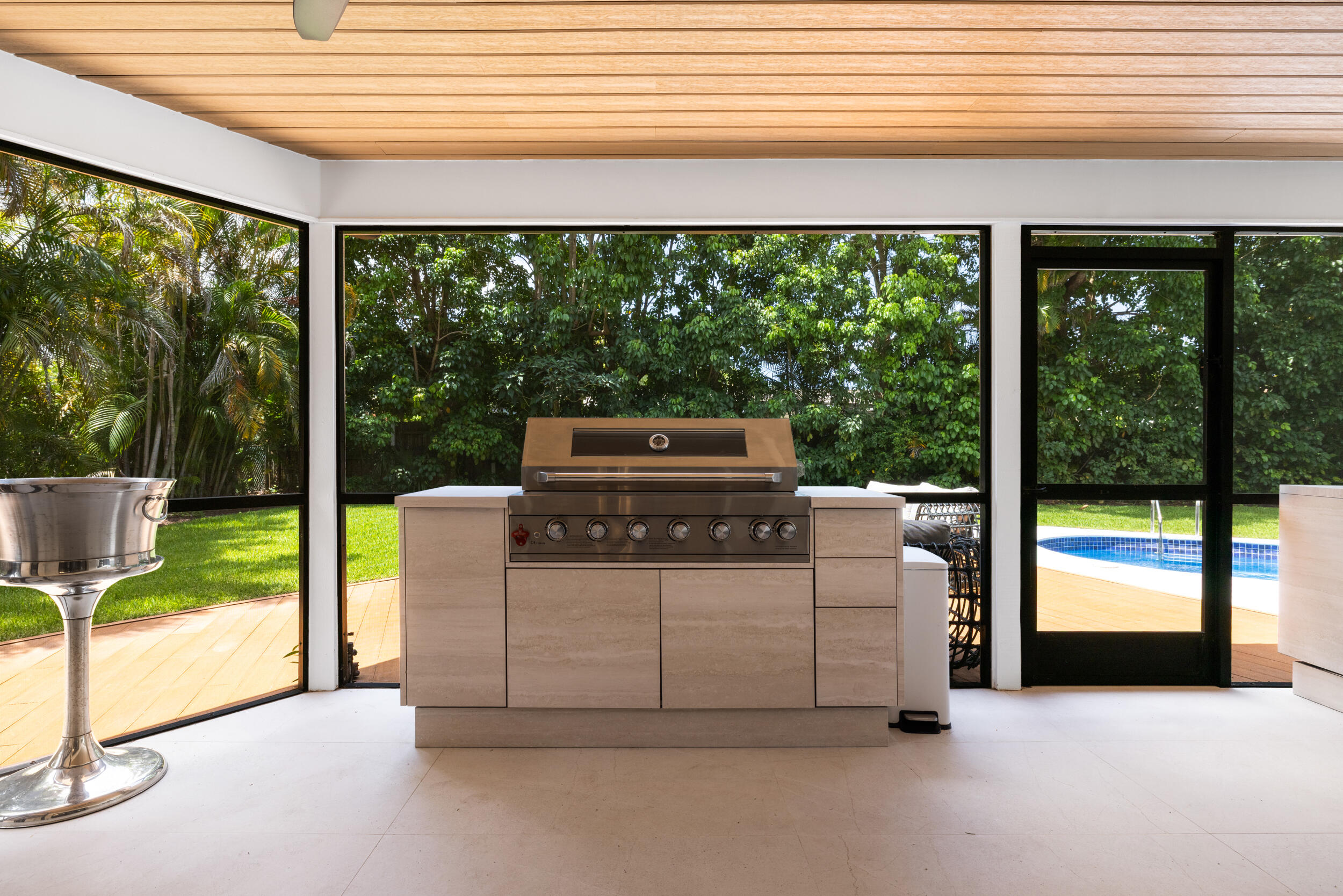 TEQUESTA - Residential